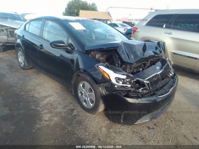 KIA FORTE 2017 3kpfk4a70he116017