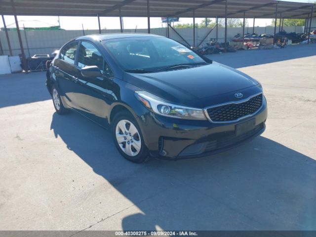 KIA FORTE 2017 3kpfk4a70he116213