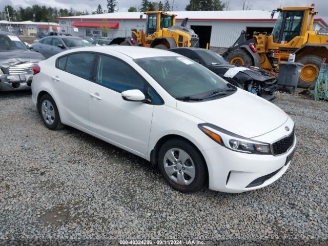 KIA FORTE 2017 3kpfk4a70he139328