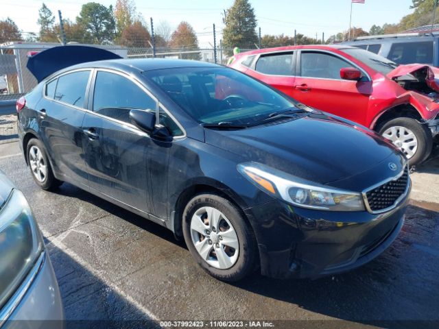 KIA FORTE 2018 3kpfk4a70je203907