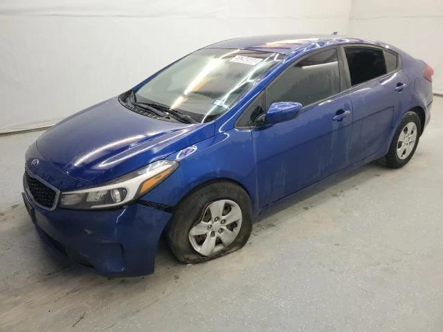 KIA FORTE LX 2018 3kpfk4a70je207441