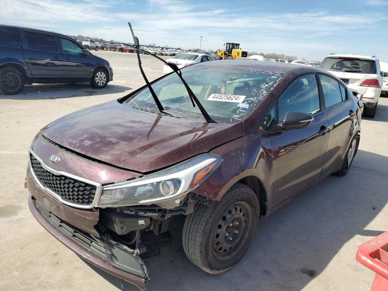 KIA FORTE 2018 3kpfk4a70je215376