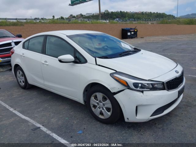 KIA FORTE 2018 3kpfk4a70je230623