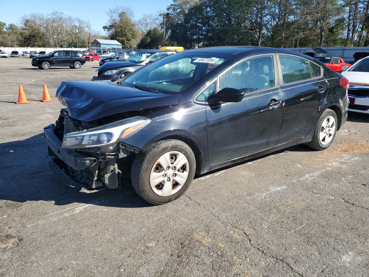 KIA FORTE 2018 3kpfk4a70je245350