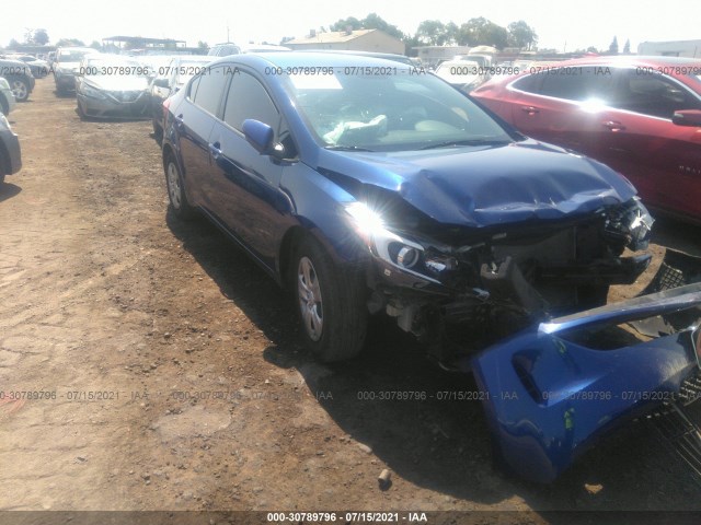 KIA FORTE 2018 3kpfk4a70je253058