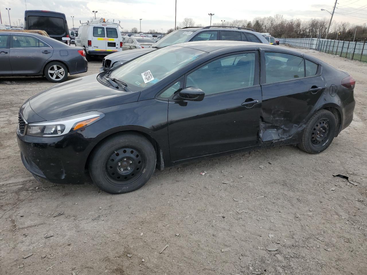 KIA FORTE 2018 3kpfk4a70je254856