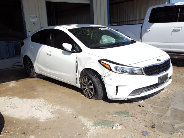 KIA FORTE LX 2018 3kpfk4a70je270149