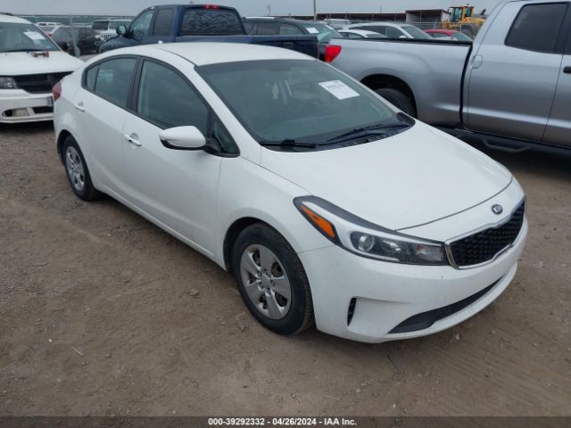 KIA FORTE 2018 3kpfk4a70je273598