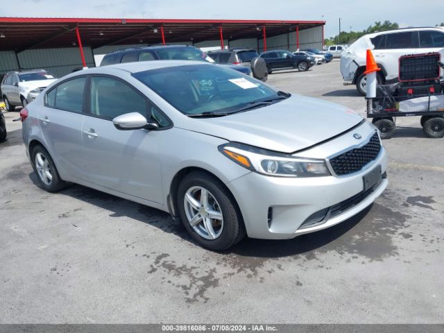 KIA FORTE 2018 3kpfk4a70je273780