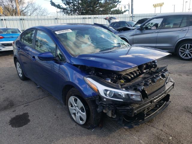 KIA FORTE LX 2018 3kpfk4a70je279272