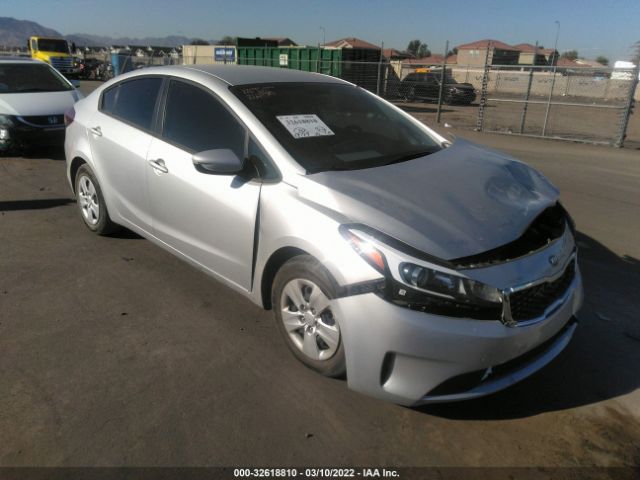 KIA FORTE 2018 3kpfk4a70je283385