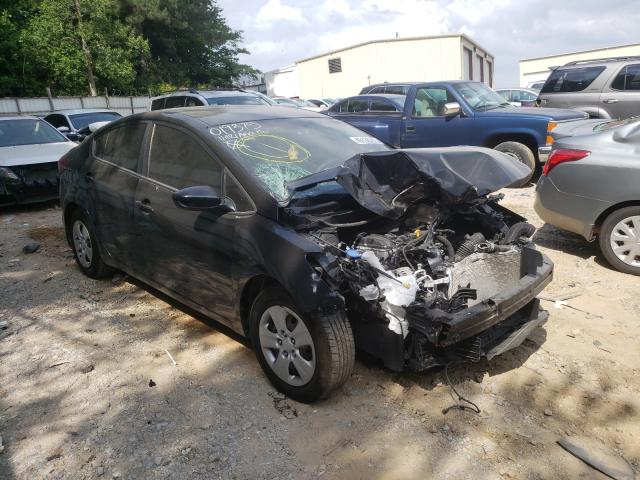 KIA FORTE LX 2017 3kpfk4a71he019375