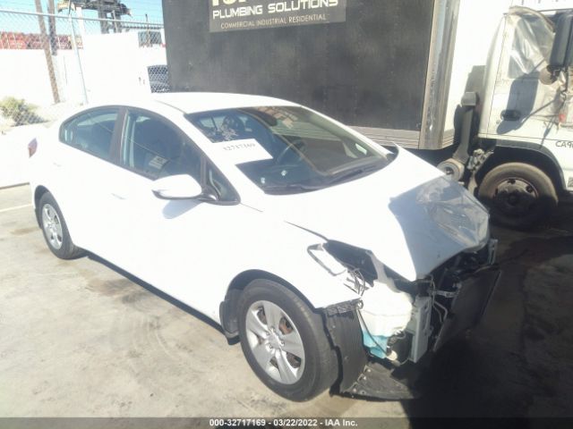 KIA FORTE 2017 3kpfk4a71he042381