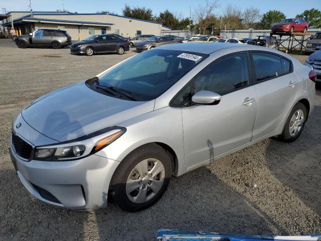 KIA FORTE 2017 3kpfk4a71he050514