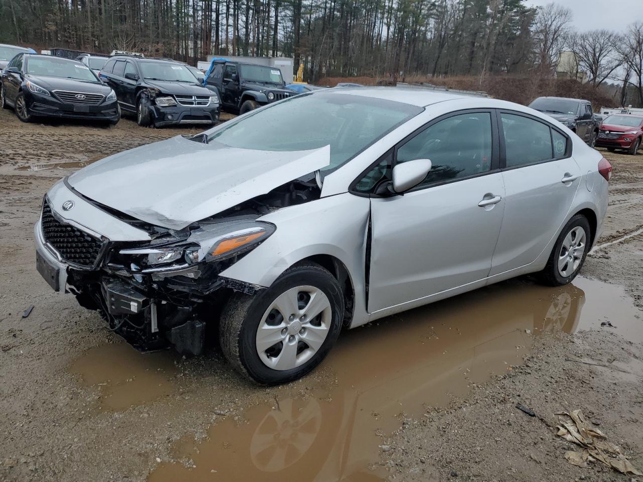 KIA FORTE 2017 3kpfk4a71he062632