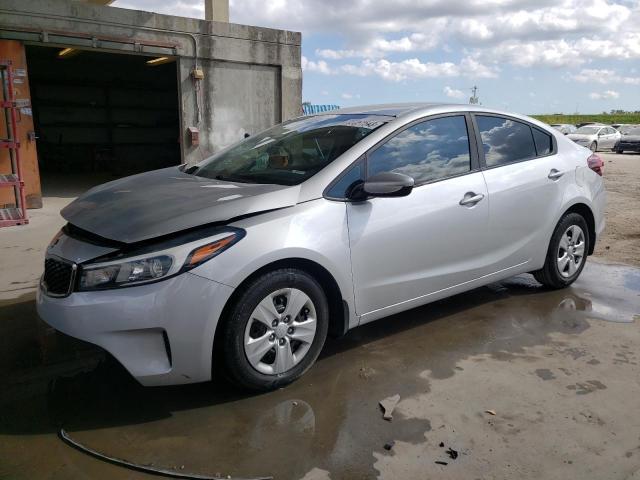 KIA FORTE LX 2018 3kpfk4a71je167855