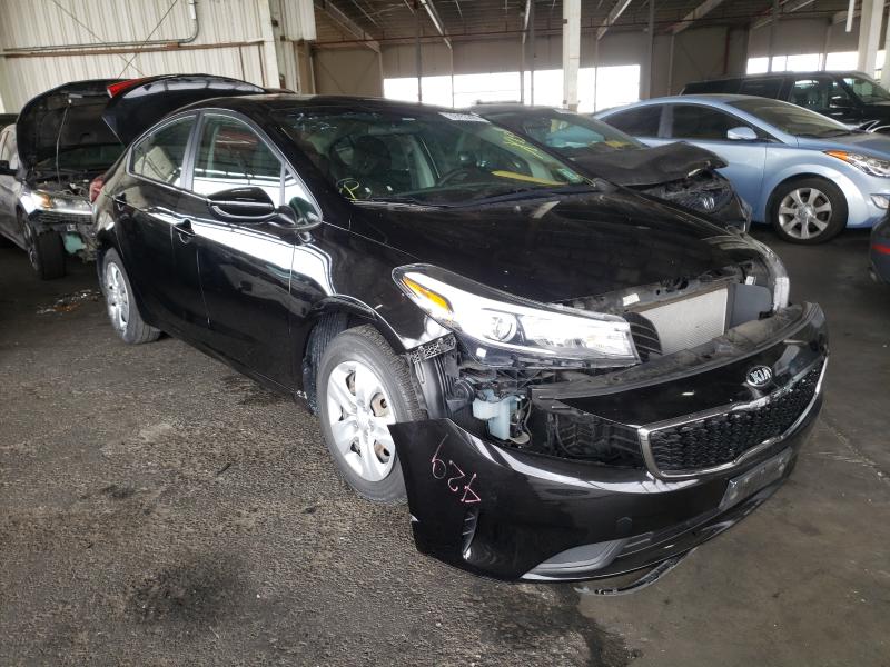 KIA FORTE LX 2018 3kpfk4a71je168634