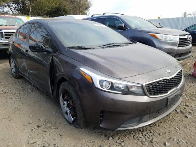 KIA FORTE LX 2018 3kpfk4a71je169881