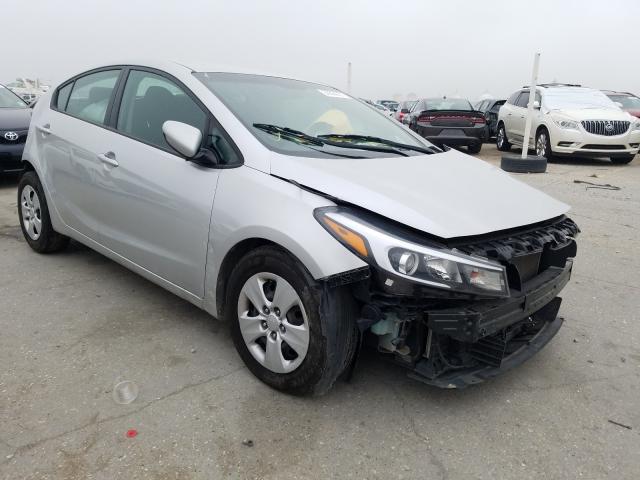 KIA FORTE LX 2018 3kpfk4a71je179858