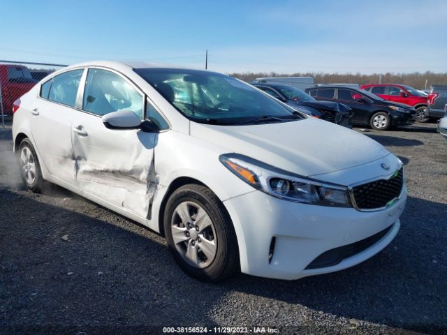 KIA FORTE 2018 3kpfk4a71je183134