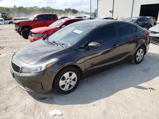 KIA FORTE LX 2018 3kpfk4a71je190066