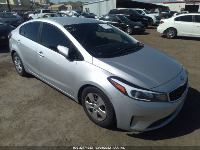 KIA FORTE 2018 3kpfk4a71je218772