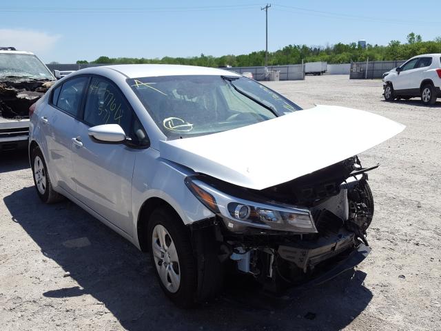 KIA FORTE LX 2018 3kpfk4a71je219470