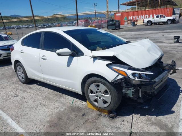 KIA FORTE 2018 3kpfk4a71je219646