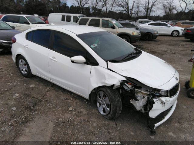 KIA FORTE 2018 3kpfk4a71je219730