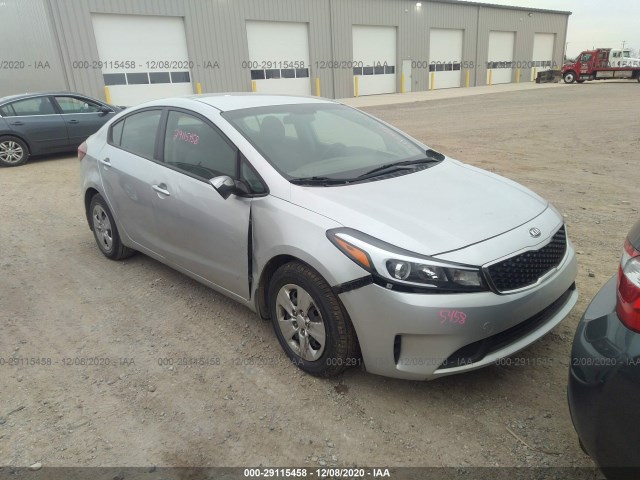 KIA FORTE 2018 3kpfk4a71je225186