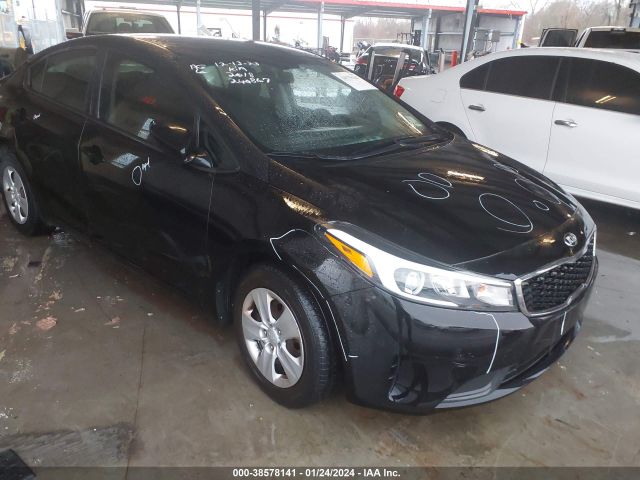 KIA FORTE 2018 3kpfk4a71je240867