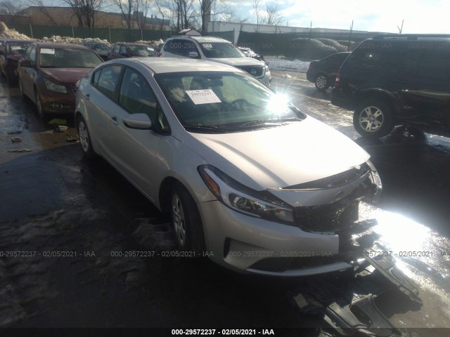 KIA FORTE 2018 3kpfk4a71je254686