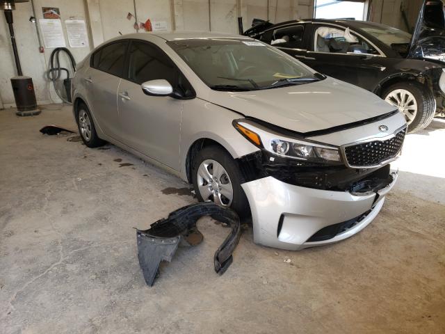 KIA FORTE LX 2017 3kpfk4a72he014217