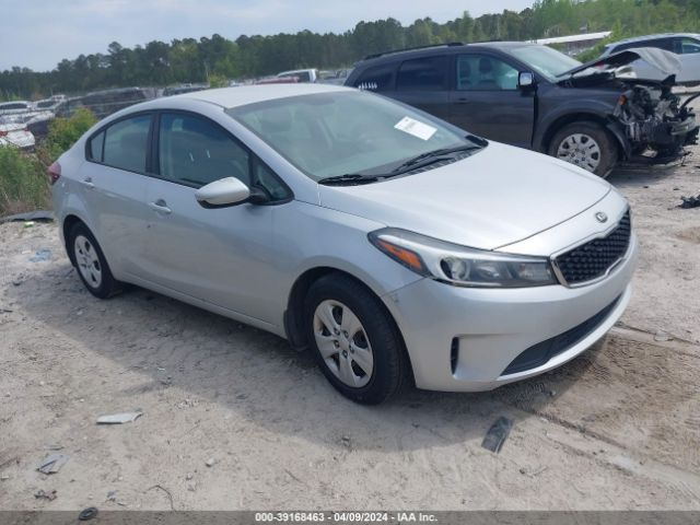 KIA FORTE 2017 3kpfk4a72he047914