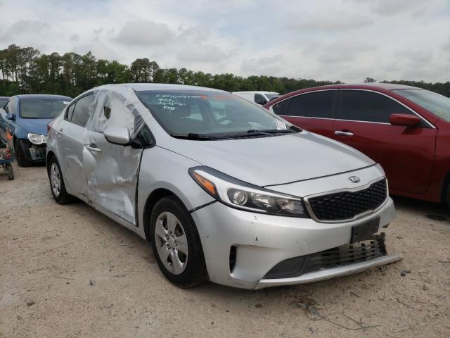 KIA FORTE LX 2017 3kpfk4a72he070836