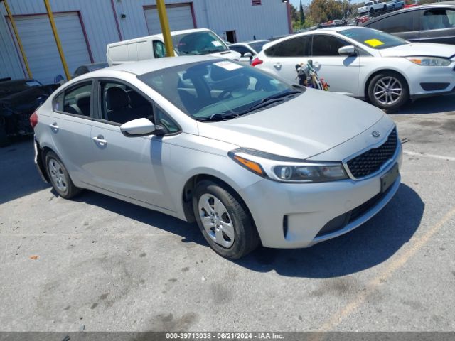 KIA FORTE 2017 3kpfk4a72he082016