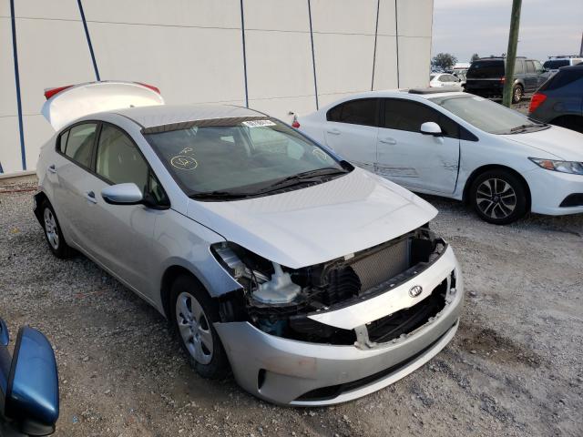 KIA FORTE LX 2017 3kpfk4a72he084008