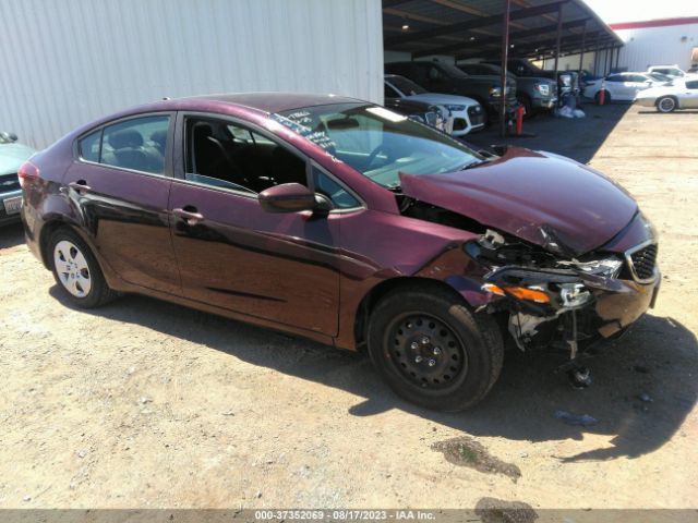 KIA FORTE 2017 3kpfk4a72he098183