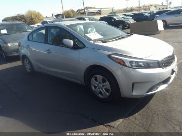 KIA FORTE 2017 3kpfk4a72he098278