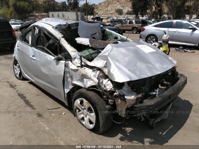 KIA FORTE 2017 3kpfk4a72he107593