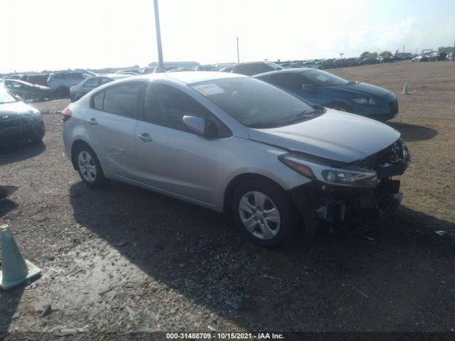 KIA FORTE 2017 3kpfk4a72he109828