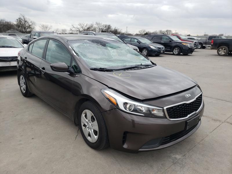 KIA FORTE LX 2017 3kpfk4a72he149049