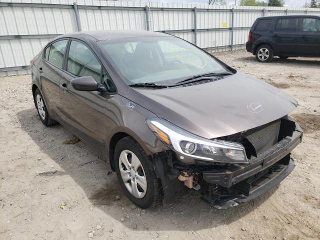 KIA FORTE LX 2017 3kpfk4a72he157295