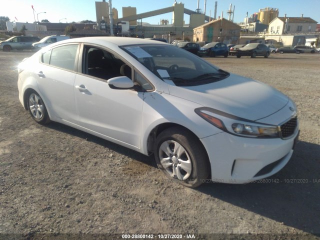 KIA FORTE 2018 3kpfk4a72je168724