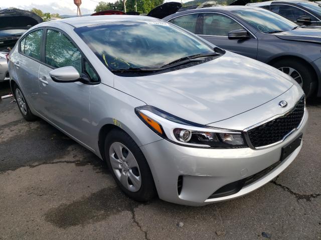 KIA FORTE LX 2018 3kpfk4a72je170070