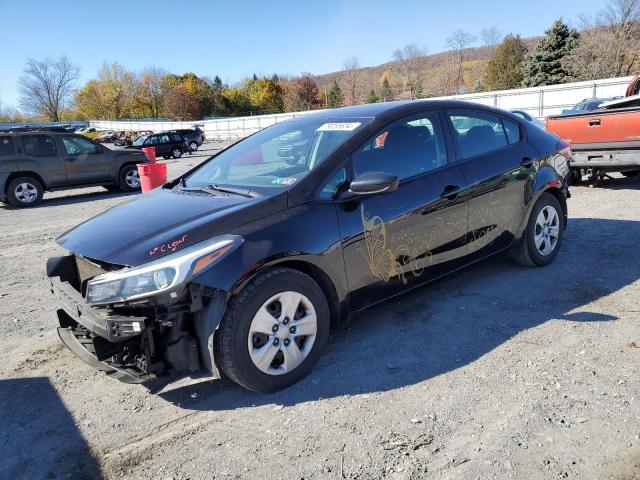 KIA FORTE LX 2018 3kpfk4a72je175124