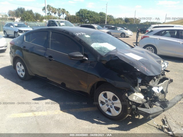 KIA FORTE 2018 3kpfk4a72je213936