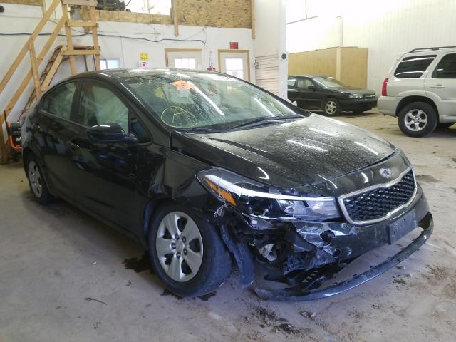 KIA FORTE LX 2018 3kpfk4a72je218053