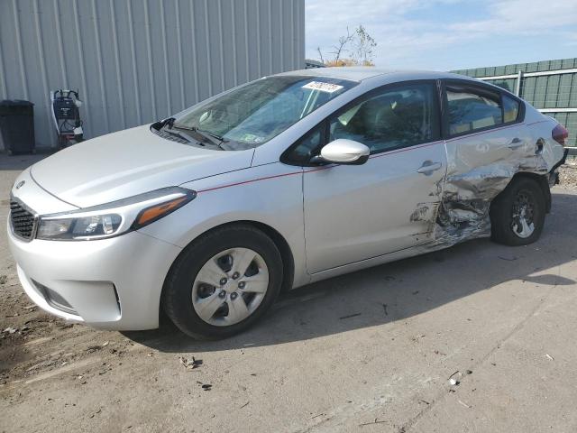 KIA FORTE 2018 3kpfk4a72je225679