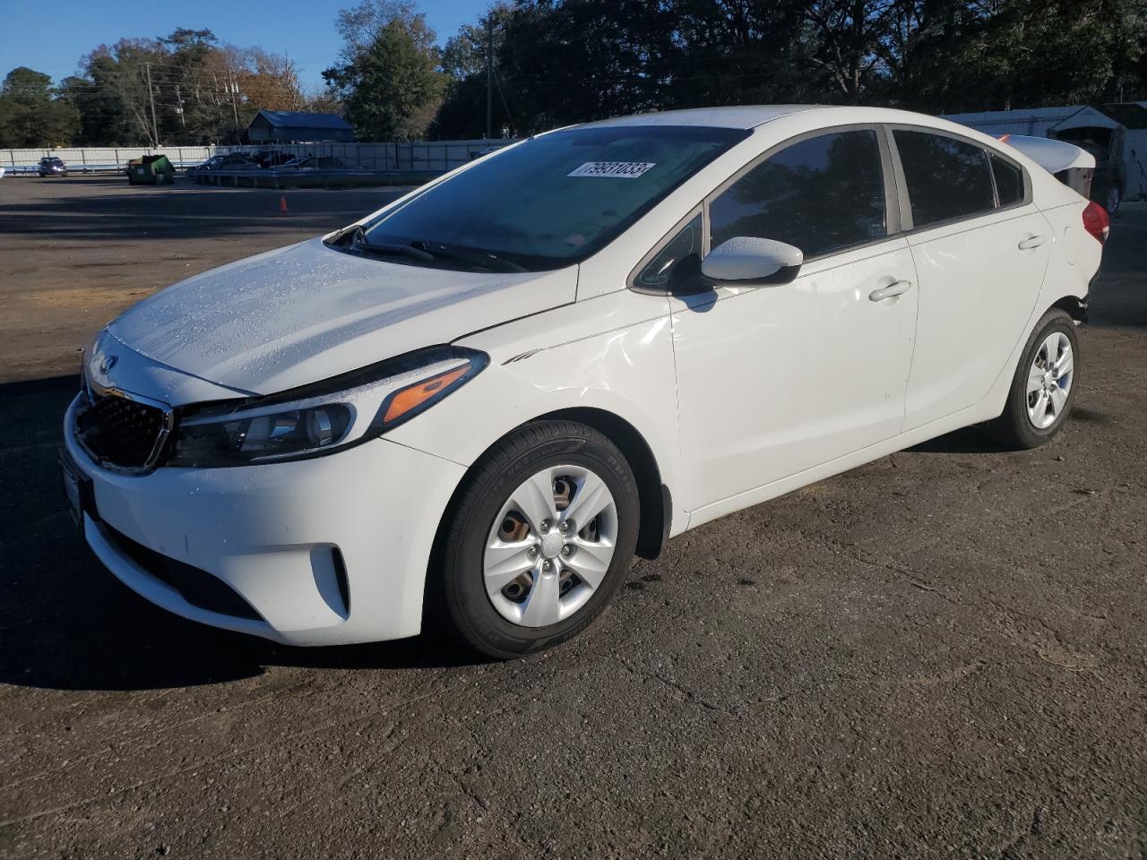 KIA FORTE 2018 3kpfk4a72je233667